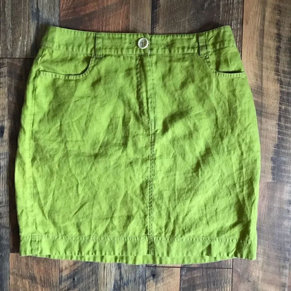 Boden Linen mini skirt women’s SZ 6 front and back pockets button zip green